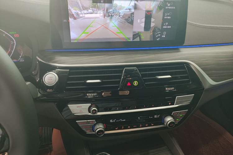 Used BMW 5 Series 2021 Restyled 530Li Leading Edition Luxury Package Audio And AC Panel