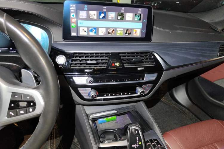 Used BMW 5 Series 2021 530Li xDrive M Sport Package Audio And AC Panel
