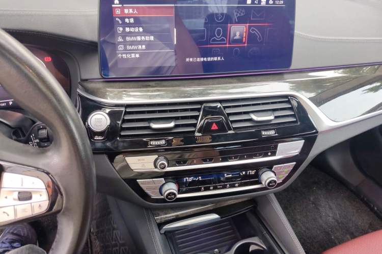 Used BMW 5 Series 2021 Updated Version 525Li Luxury Package Audio And AC Panel