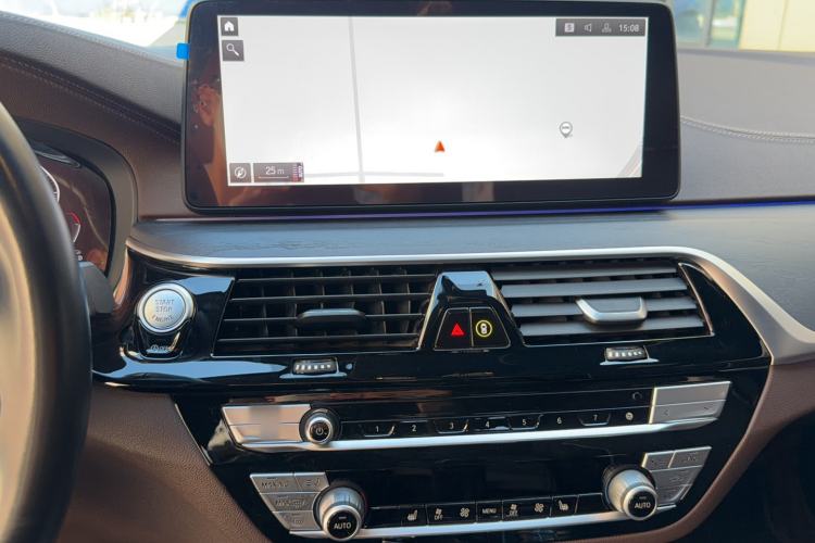 Used BMW 5 Series 2021 530Li Leading Model M Sport Package Audio And AC Panel