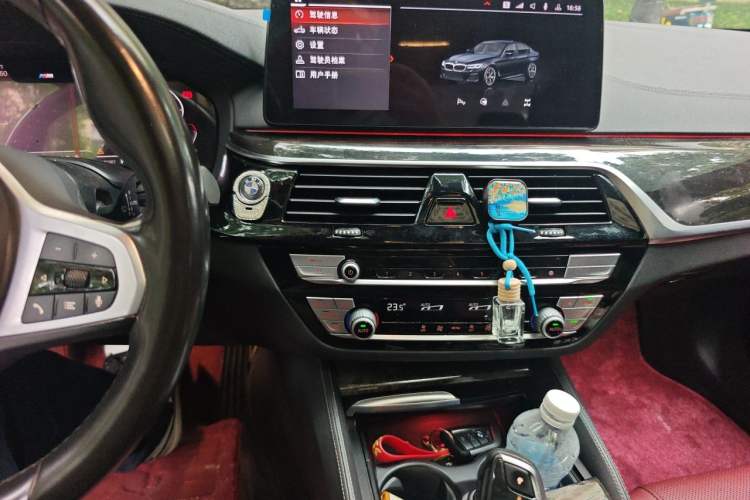 Used BMW 5 Series 2021 525Li M Sport Package Audio And AC Panel
