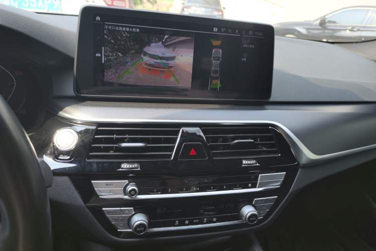 Used BMW 5 Series 2021 525i M Sport Package Audio And AC Panel
