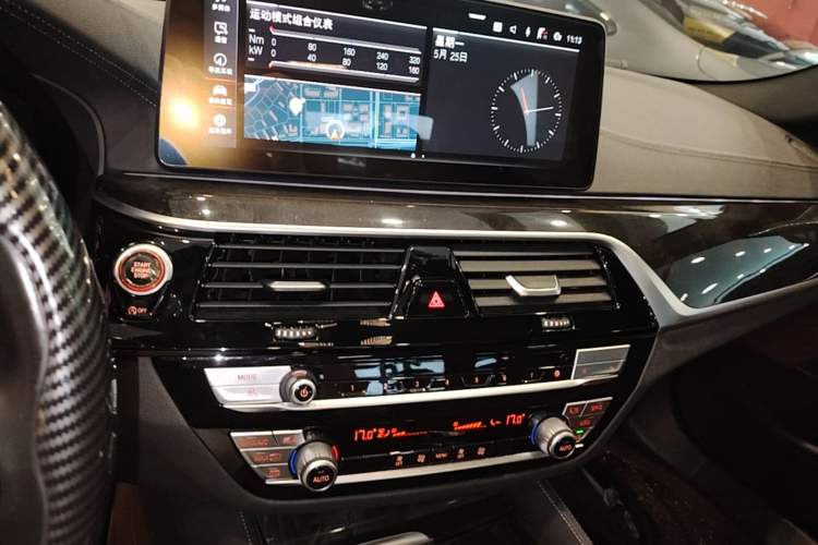 Used BMW 5 Series 2021 Facelifted 525Li M Sport Package Audio And AC Panel