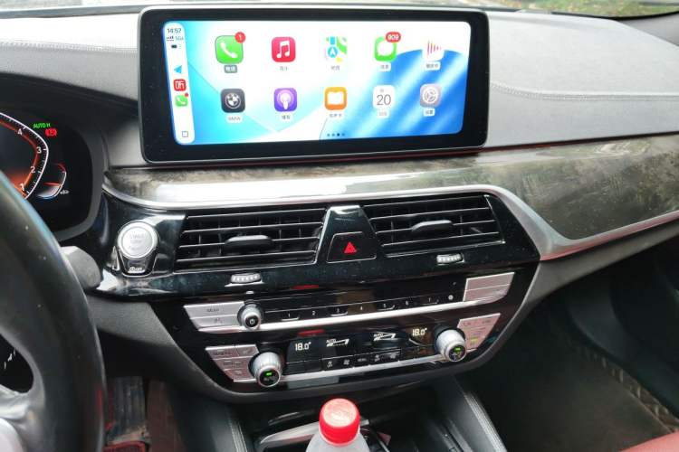 Used BMW 5 Series 2021 525Li M Sport Package Audio And AC Panel