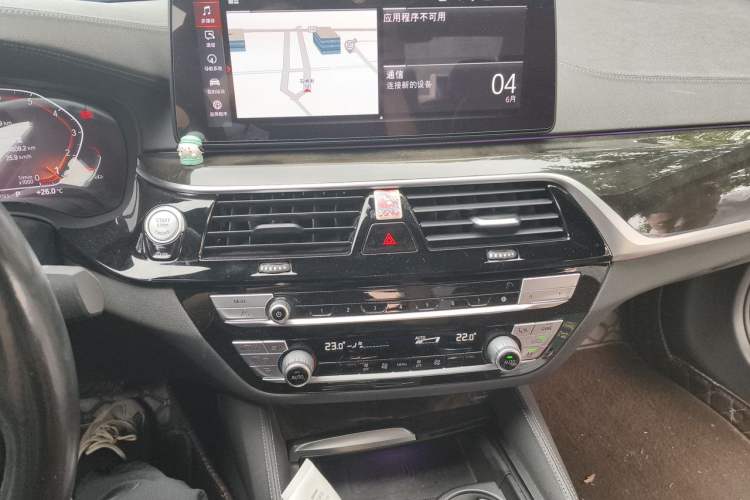 Used BMW 5 Series 2021 525Li M Sport Package Audio And AC Panel