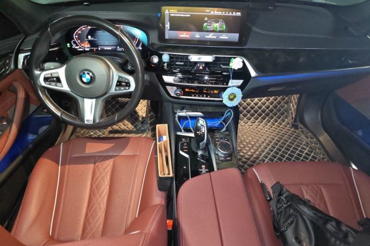 Used BMW 5 Series 2021 525Li M Sport Package Center Console