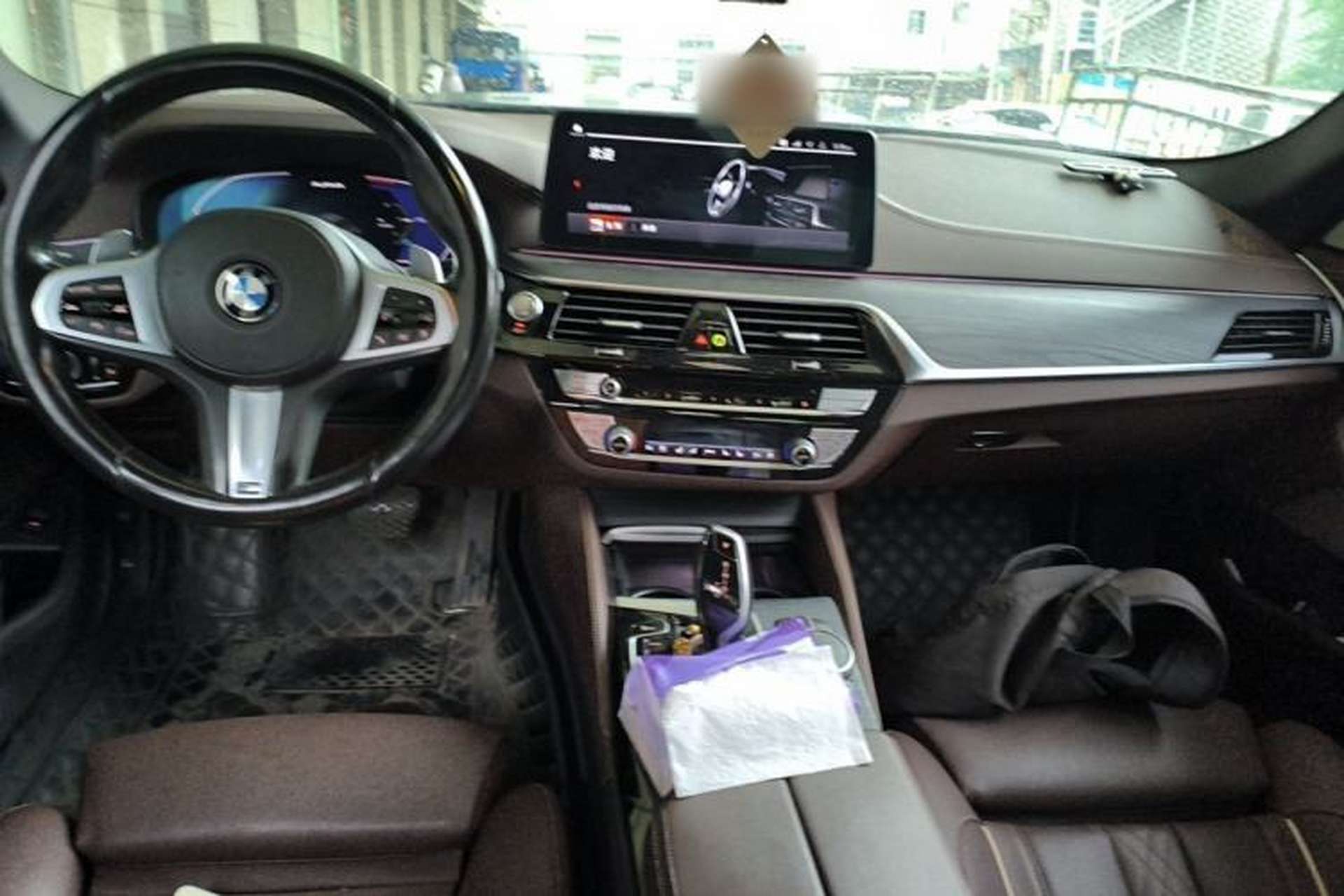 Used BMW 5 Series 2021 Restyled 530Li Luxury Edition M Sport Package Center Console