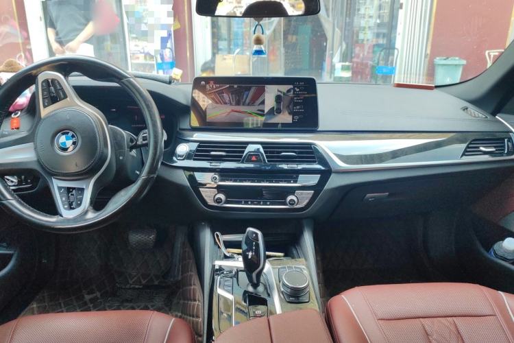 Used BMW 5 Series 2021 525Li M Sport Package Center Console