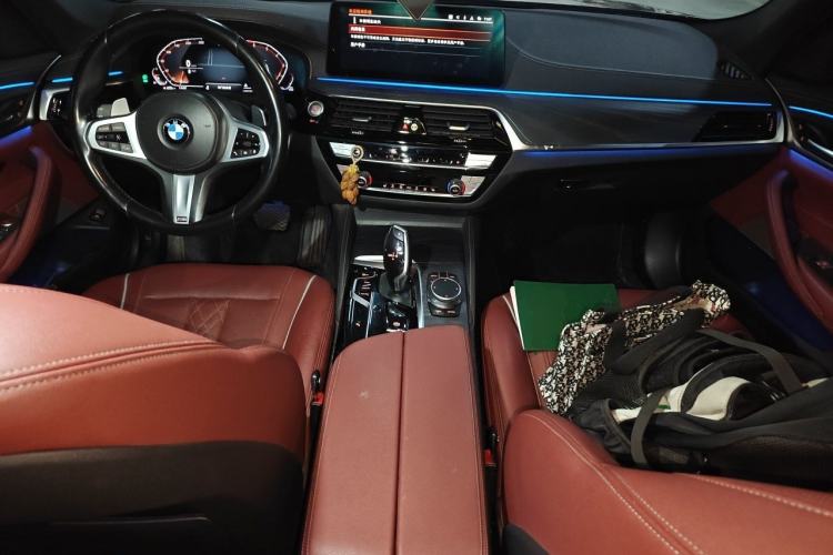 Used BMW 5 Series 2021 530Li Leading Model M Sport Package Center Console