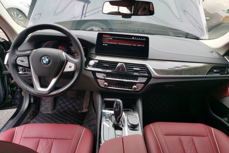 Used BMW 5 Series 2021 525Li Luxury Package Center Console