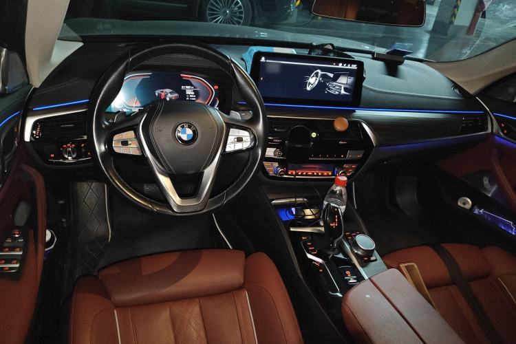 Used BMW 5 Series 2021 530Li Executive Luxury Package Center Console