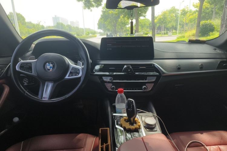 Used BMW 5 Series 2021 530Li Leading Model M Sport Package Center Console