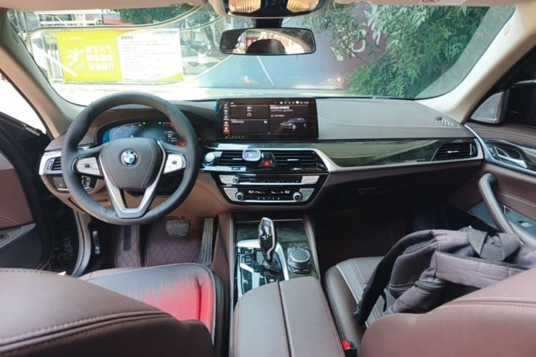 Used BMW 5 Series 2021 525Li Luxury Package Center Console