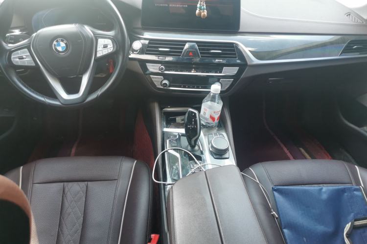 Used BMW 5 Series 2021 525Li Luxury Package Center Console
