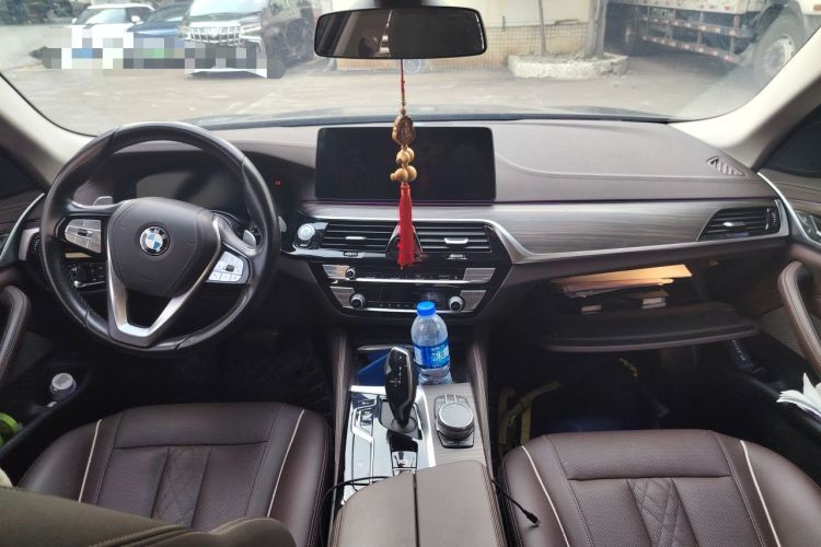 Used BMW 5 Series 2021 530Li Leading Luxury Package Center Console
