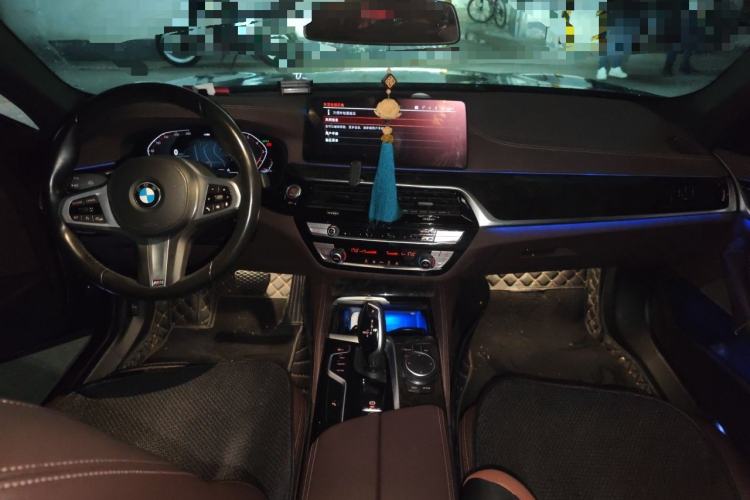 Used BMW 5 Series 2021 525Li M Sport Package Center Console