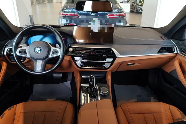 Used BMW 5 Series 2021 530Li xDrive M Sport Package Center Console