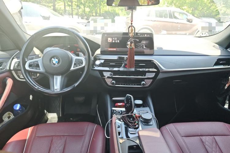 Used BMW 5 Series 2021 530Li Leading Model M Sport Package Center Console