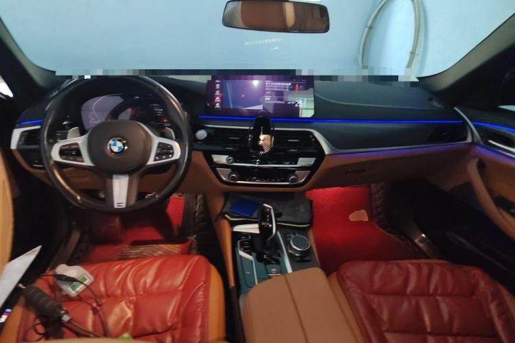 Used BMW 5 Series 2021 530Li xDrive M Sport Package Center Console
