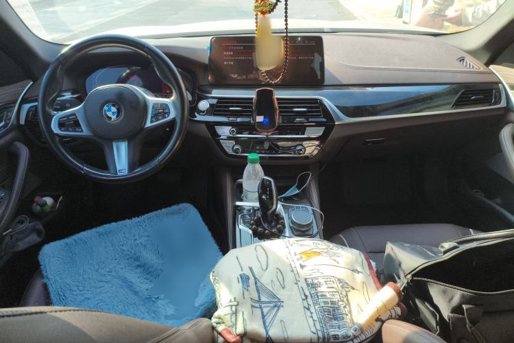 Used BMW 5 Series 2021 525Li M Sport Package Center Console