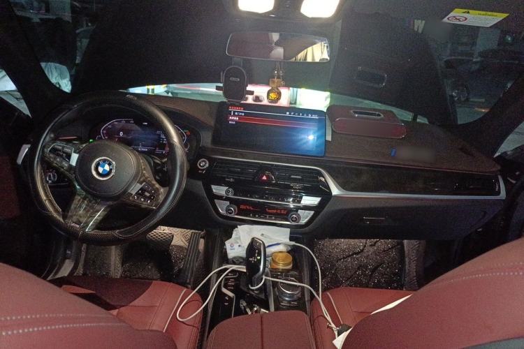 Used BMW 5 Series 2021 Facelifted 525Li M Sport Package Center Console