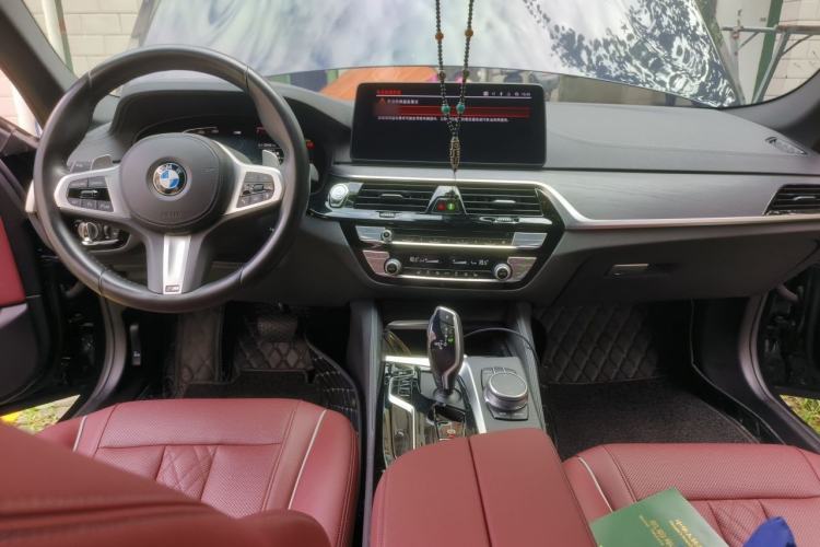 Used BMW 5 Series 2021 530Li Leading Model M Sport Package Center Console