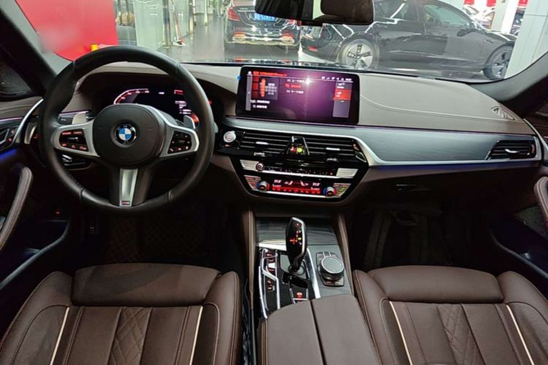 Used BMW 5 Series 2021 Restyled 530Li Luxury Edition M Sport Package Center Console