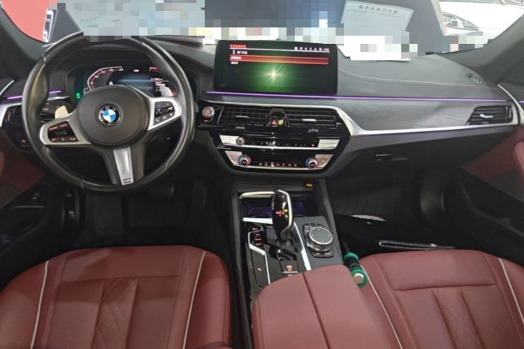 Used BMW 5 Series 2021 Facelifted 530Li Leading Edition M Sport Package Center Console