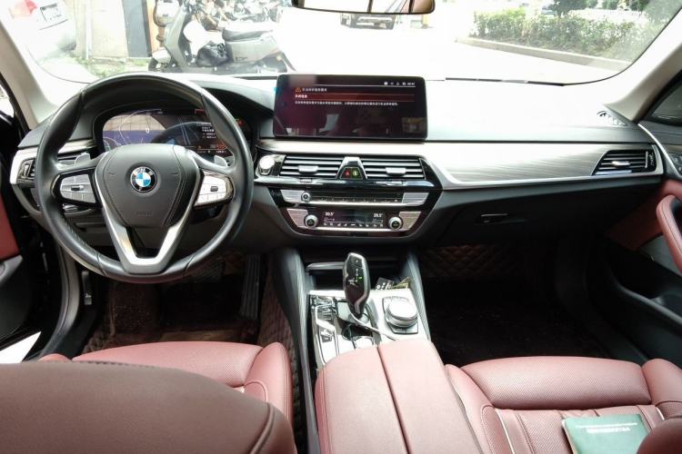 Used BMW 5 Series 2021 530Li Luxury Edition Premium Package Center Console