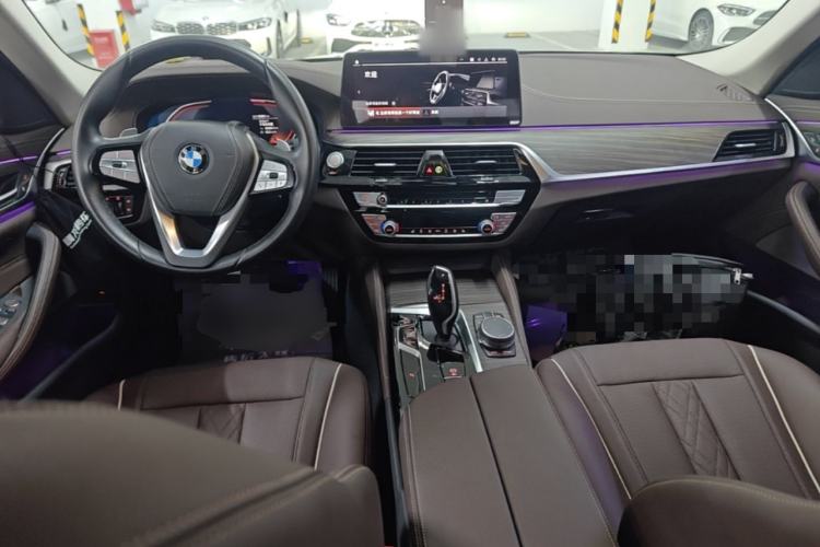 Used BMW 5 Series 2021 530Li Leading Luxury Package Center Console