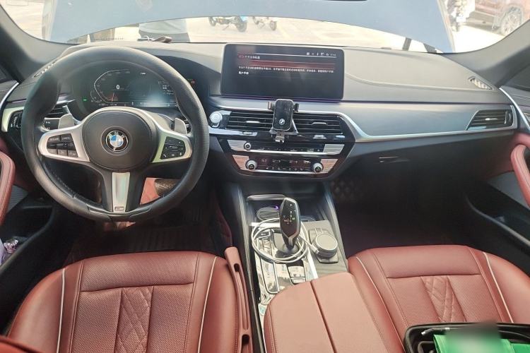 Used BMW 5 Series 2021 530Li xDrive M Sport Package Center Console