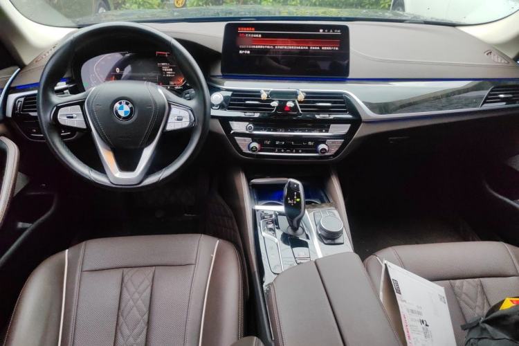 Used BMW 5 Series 2021 525Li Luxury Package Center Console