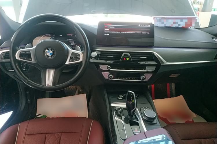 Used BMW 5 Series 2021 530Li xDrive M Sport Package Center Console