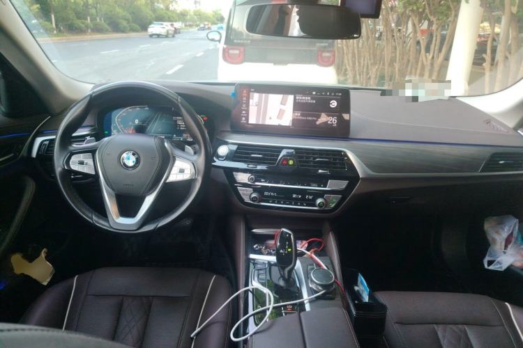 Used BMW 5 Series 2021 530Li Leading Luxury Package Center Console