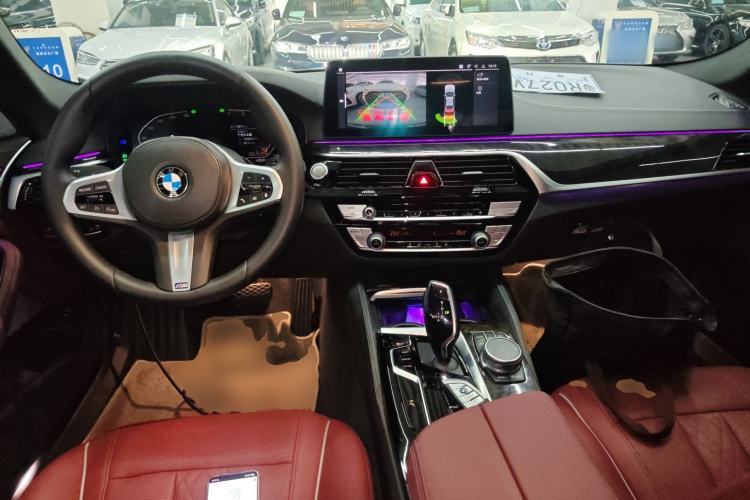 Used BMW 5 Series 2021 525Li M Sport Package Center Console