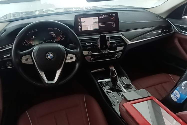 Used BMW 5 Series 2021 Updated Version 525Li Luxury Package Center Console