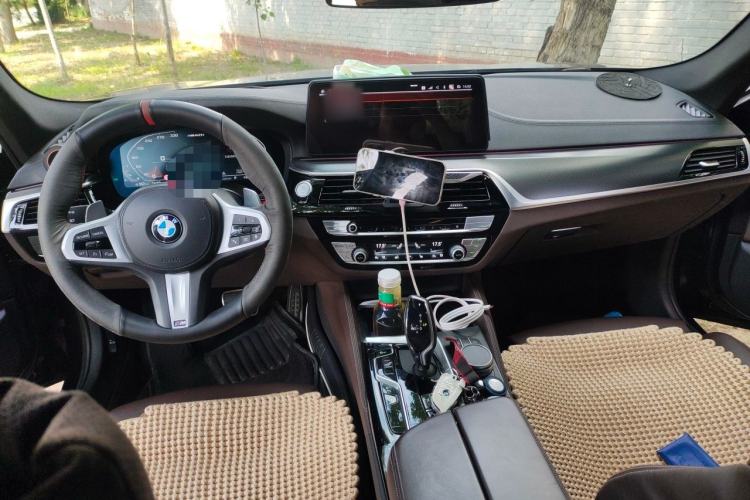Used BMW 5 Series 2021 Restyled 540i Sport Line with M Sports Package Center Console