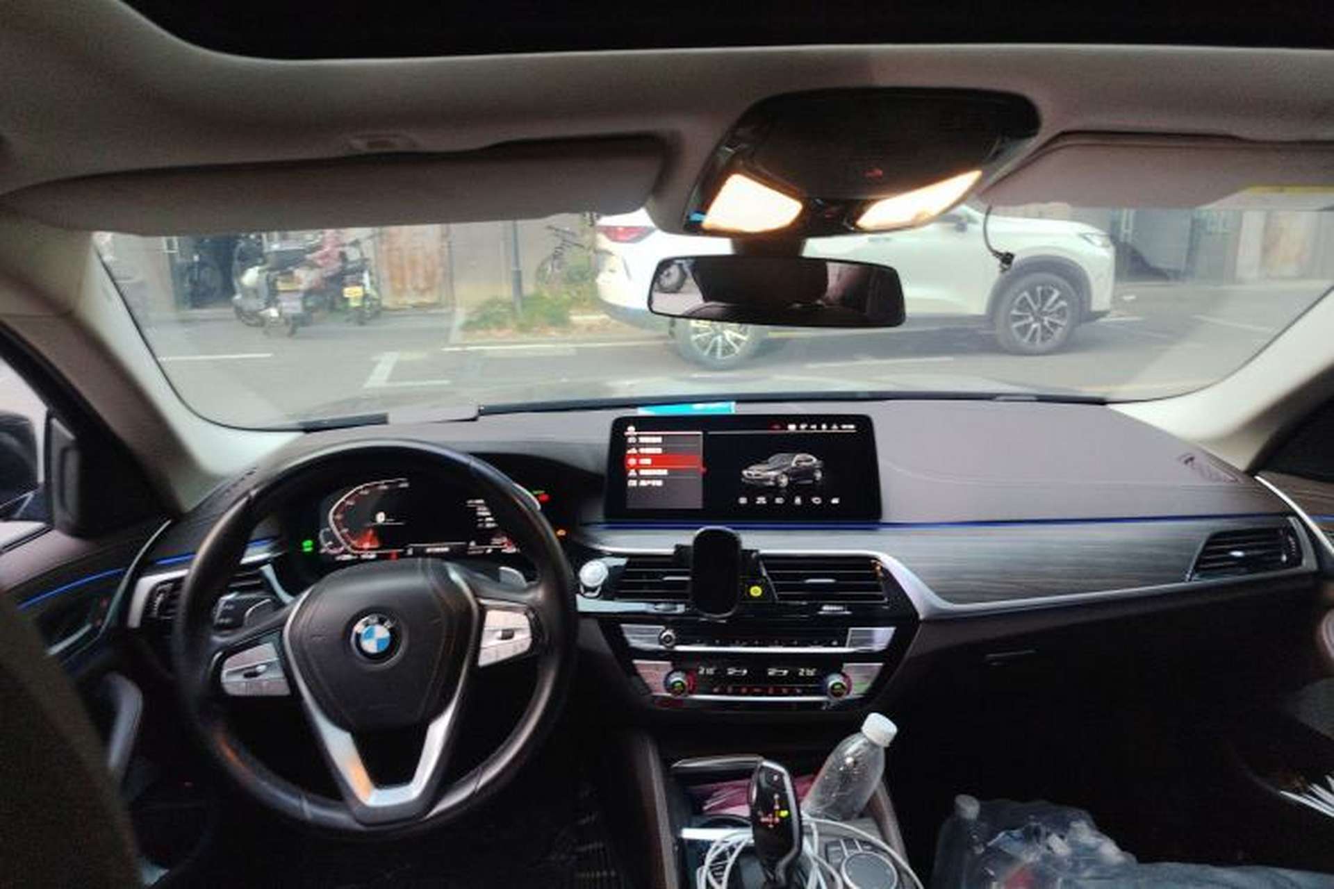 Used BMW 5 Series 2021 Restyled 530Li Leading Edition Luxury Package Center Console