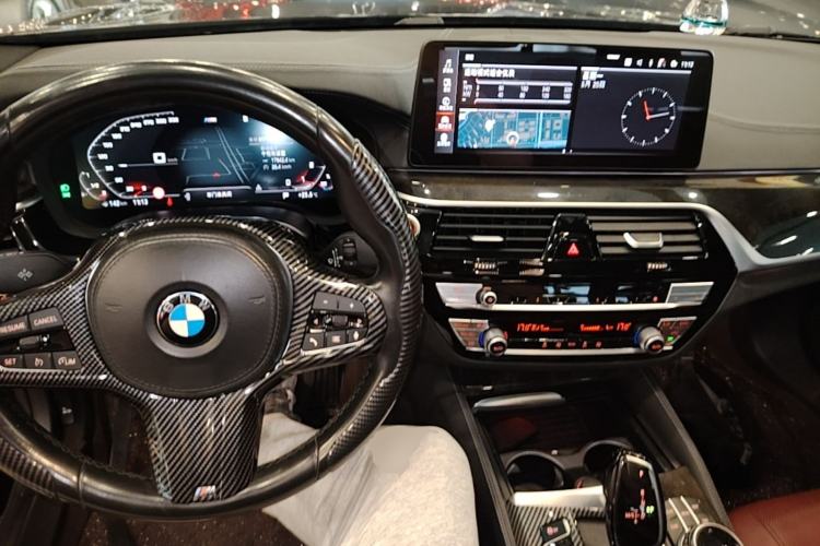 Used BMW 5 Series 2021 Facelifted 525Li M Sport Package Center Console