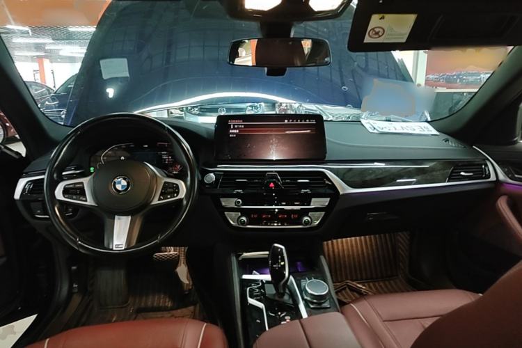 Used BMW 5 Series 2021 Facelifted 525Li M Sport Package Center Console
