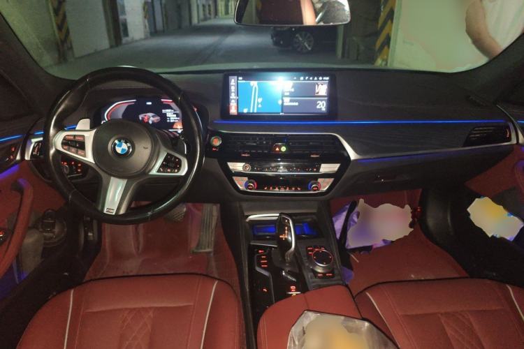 Used BMW 5 Series 2021 530Li Leading Model M Sport Package Center Console