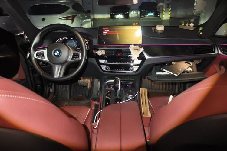 Used BMW 5 Series 2021 525Li M Sport Package Center Console