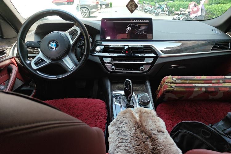 Used BMW 5 Series 2021 525Li M Sport Package Center Console