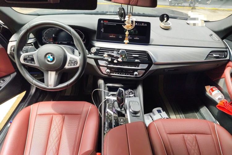 Used BMW 5 Series 2021 530Li Leading Model M Sport Package Center Console