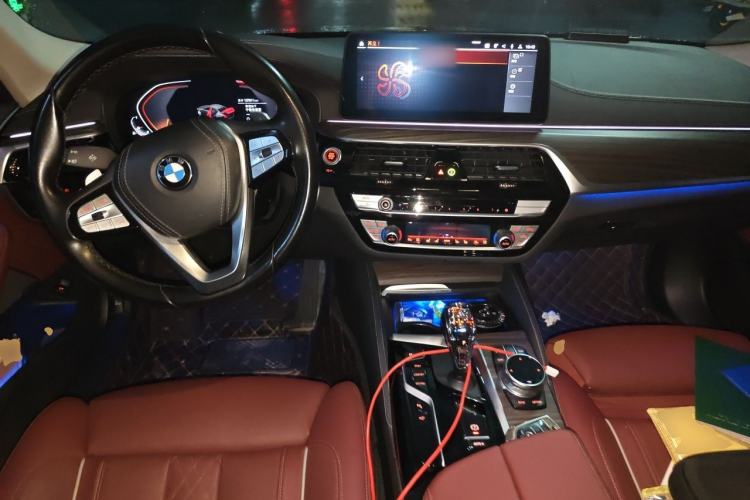 Used BMW 5 Series 2021 530Li Luxury Edition Premium Package Center Console