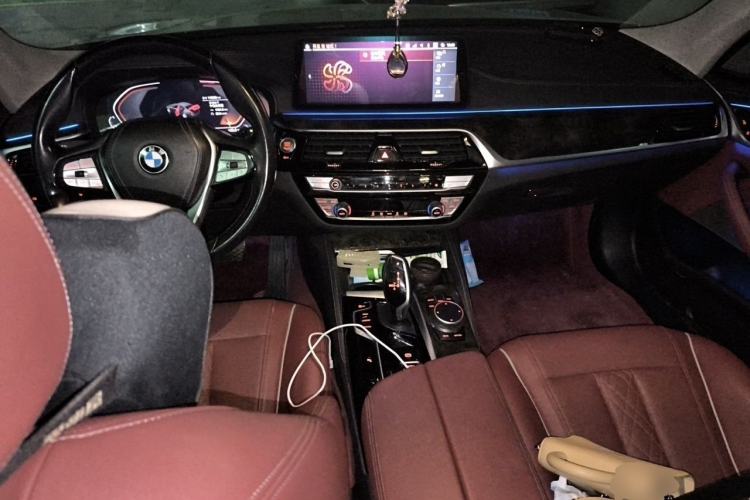 Used BMW 5 Series 2021 525Li Luxury Package Center Console