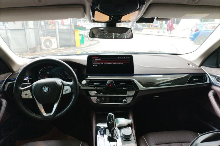 Used BMW 5 Series 2021 525Li Luxury Package Center Console