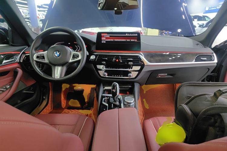 Used BMW 5 Series 2021 525Li M Sport Package Center Console