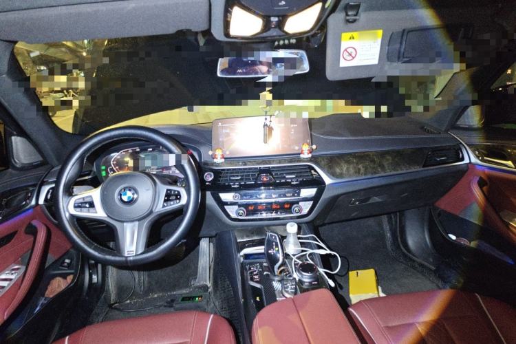 Used BMW 5 Series 2021 Facelifted 525Li M Sport Package Center Console