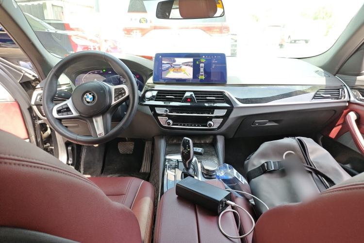 Used BMW 5 Series 2021 525Li M Sport Package Center Console